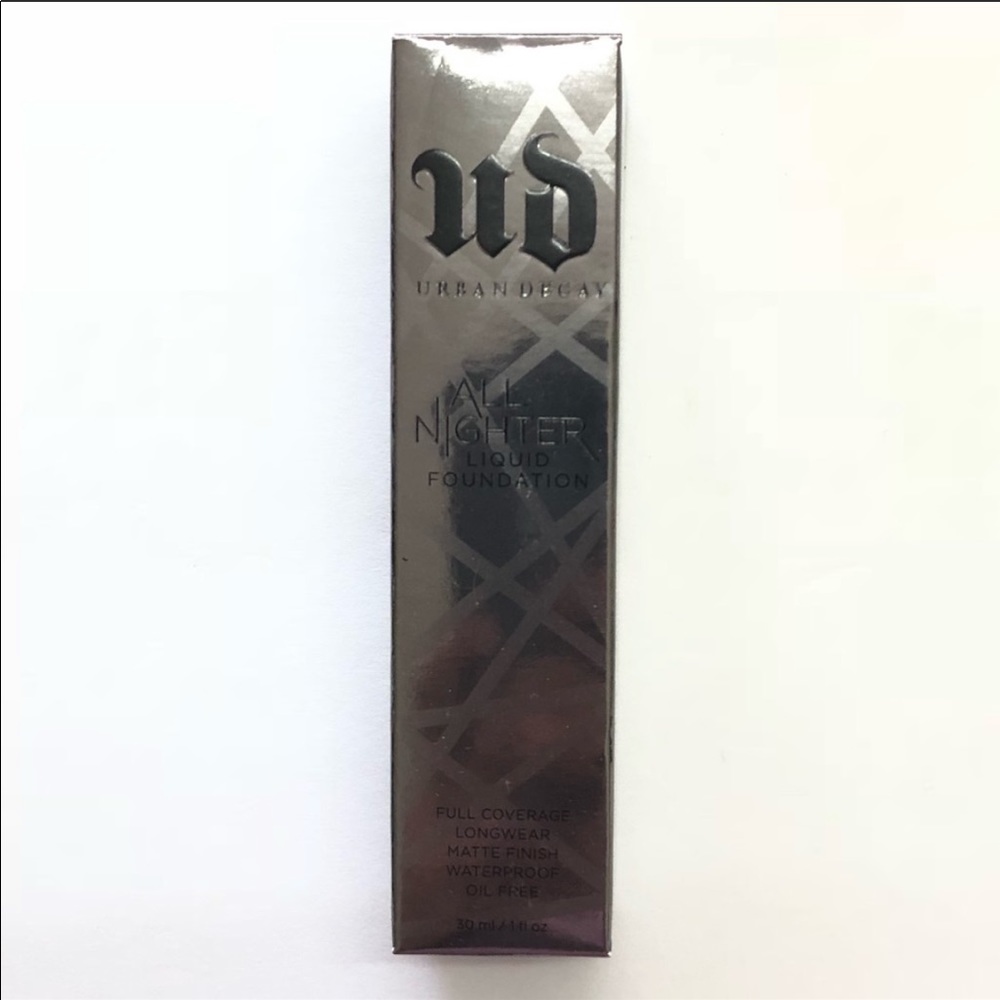 Urban Decay All Nighter Liquid Foundation 1.5 - Picture 2 of 4